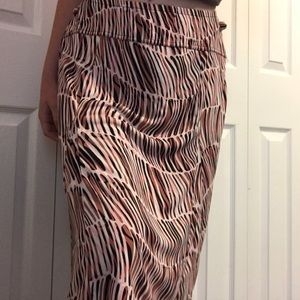 NY&C Knee-Length Patterned Pink and Black Skirt